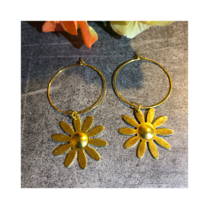 Creol med forgyldt blomst  3 cm creol i forgyldt stl & 25 mm blomst i messing