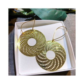 Forgyldt drbe-creol med rund silhuet  Hndlavet i sterling slv