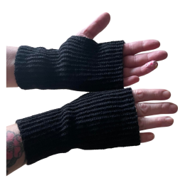 Hklede pulsvarmere-hndledsvarmere i uldblanding.