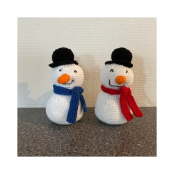 Sd hjemmehklet snemand. Str. ca 8x14 cm