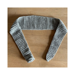 Hklet trklde-scarf. Lille model. 100% Merino Uld