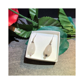 Hngereringe med hvid jade drbe  925 slv rekroge