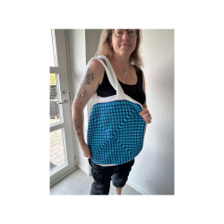 Hjemmehklet taske-net-mulepose. Str. ca 42x42 cm uden hank