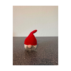 S�d hjemmeh�klet genert hue nisse. Ca 15 cm h�j.