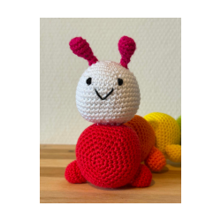 Hjemmeh�klet regnbuelarve i 100 % bomuld � 40 cm