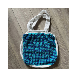 Hjemmehklet taske-net-mulepose. Str. ca 42x42 cm uden hank