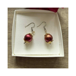 Julereringe med rd/orange julekugle  messingdetaljer