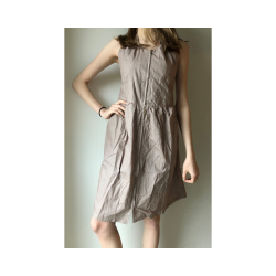 Kort kjole. Gr m/sm prikker. Mrk: iriot. Fes i str M &amp; L