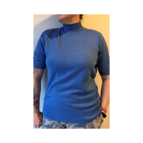 Sweatshirt/Pullover m/korte rmer. Bl. Mrk: Delmod. Fes i str. 42 & 44 & 46